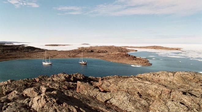 Northwest Passage Camilla Cove - photo by Roger Swanson © Roger Swanson